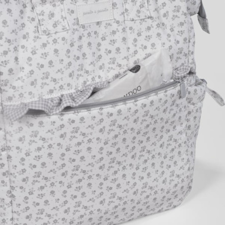 Pasito a pasito Mochila Little Bloom Flor Gris