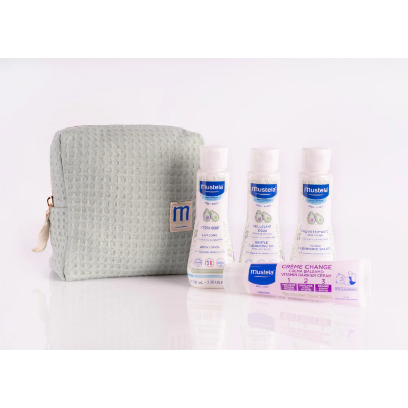 Mustela Neceser con 4 productos formato viaje Verde
