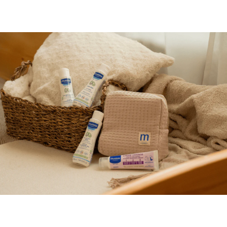 Mustela Neceser con 4 productos formato viaje Beige