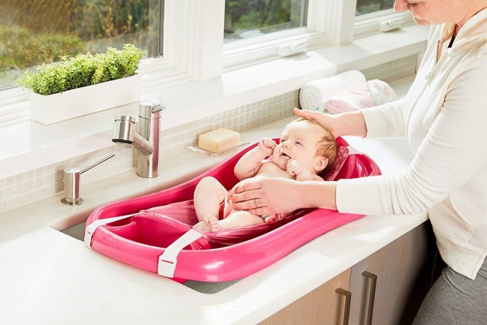Claves para comprar la bañera cambiador que tu bebé necesita