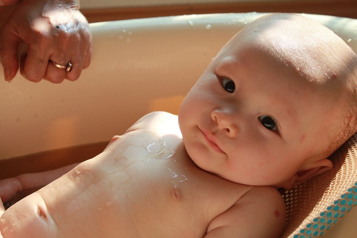 Cómo elegir la mejor bañera de bebé