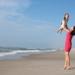 Cómo proteger al bebé en la playa